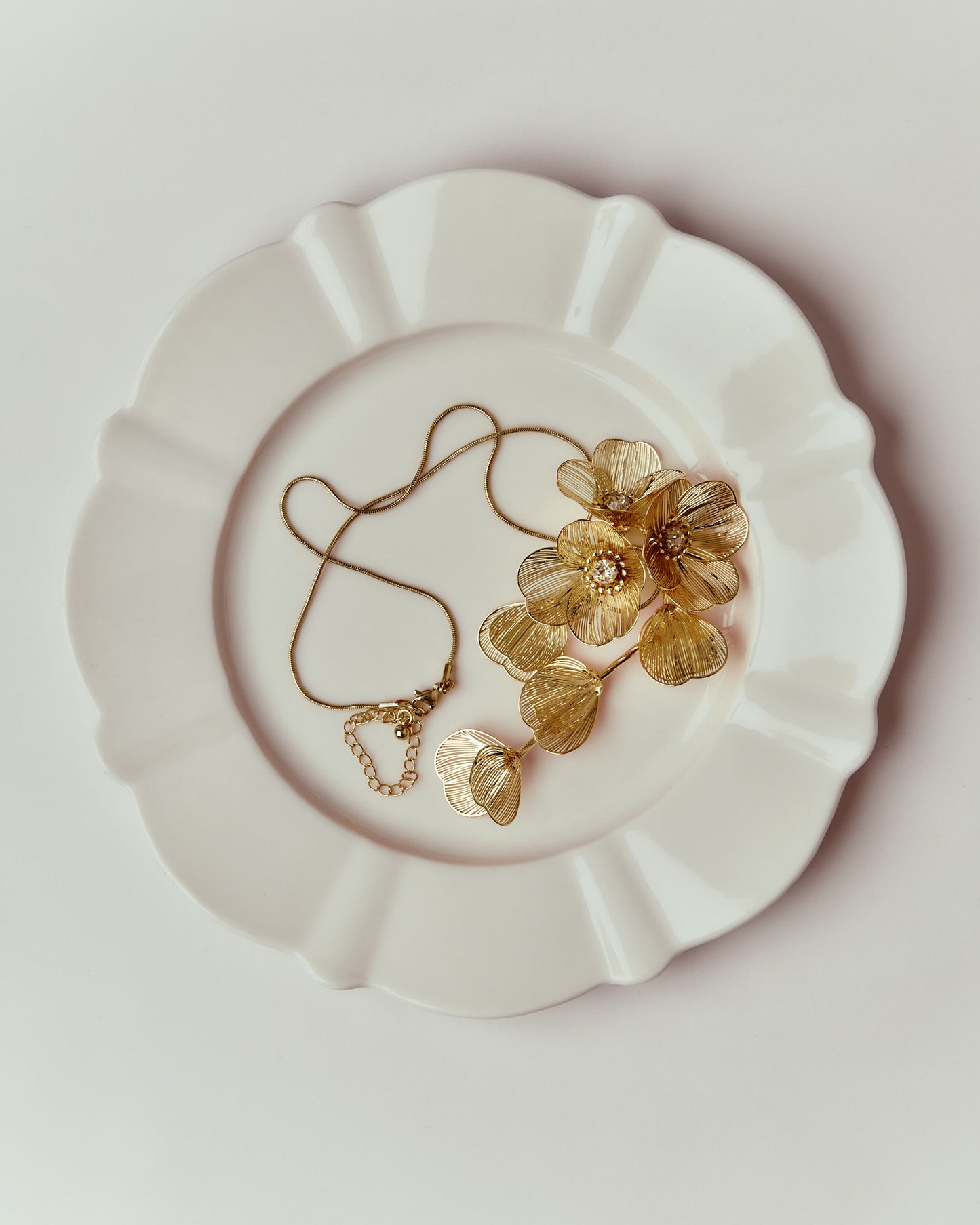 Lumière Fleurie necklace