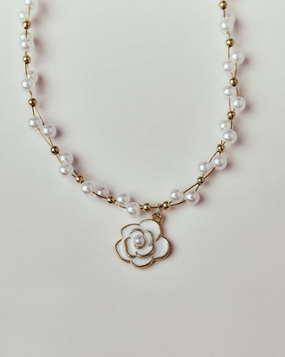 Perle Romantique necklace　